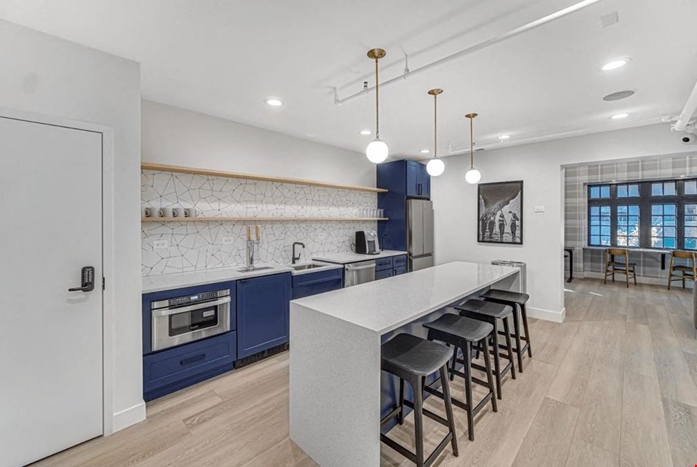 Brick & Mortar - Glen Ellyn