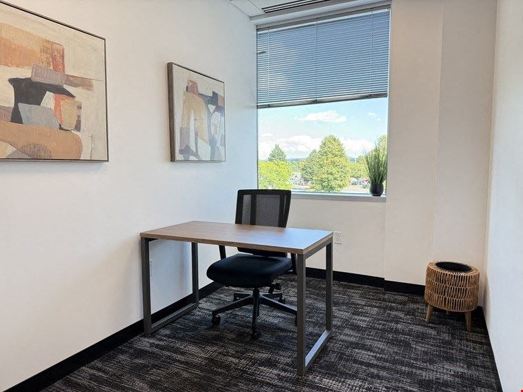 2125 - Studio
