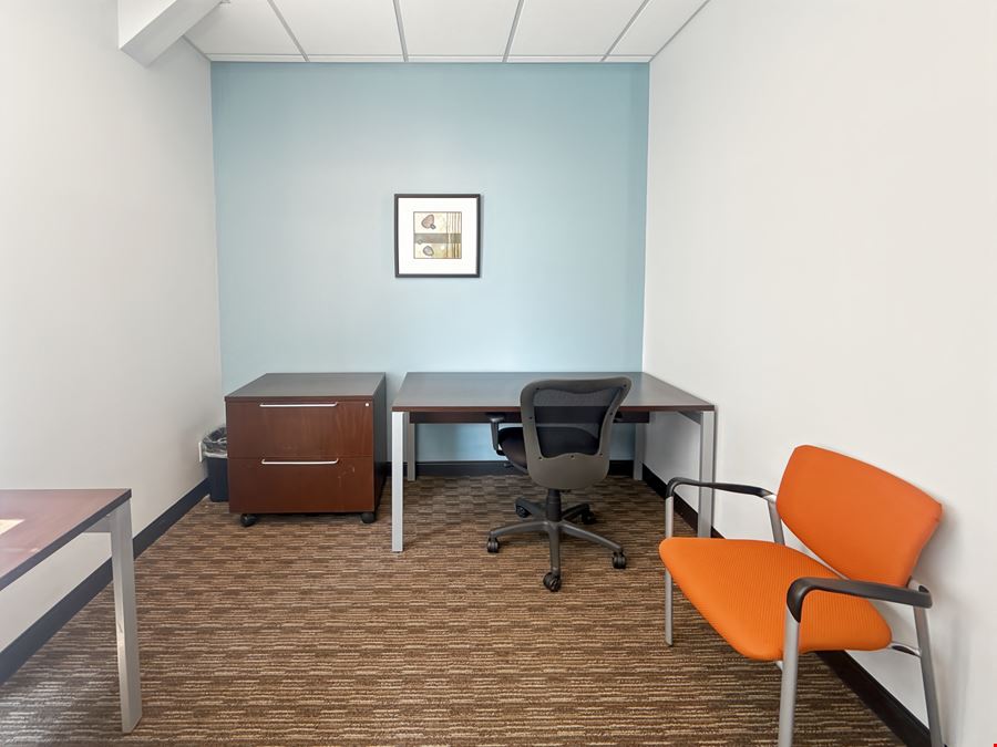 KY, Louisville – MET Building