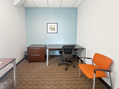 KY, Louisville – MET Building