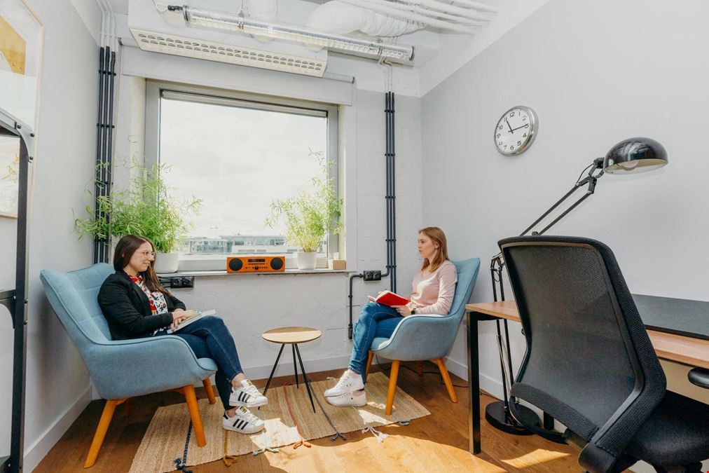 Brain Embassy Konstruktorska