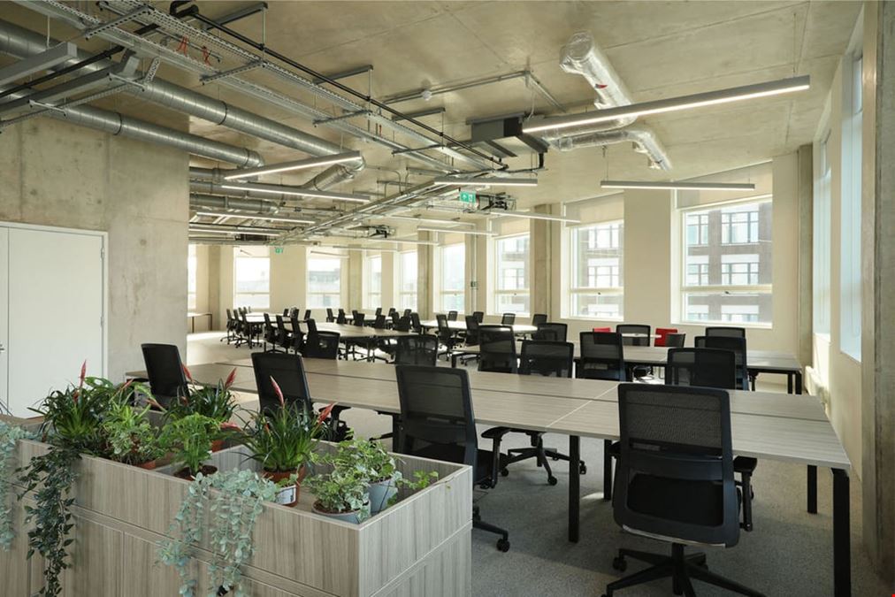 Divisible Space - One Sugar House Lane