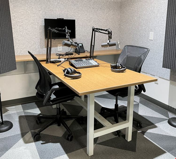 Staples Studio - Calgary University District