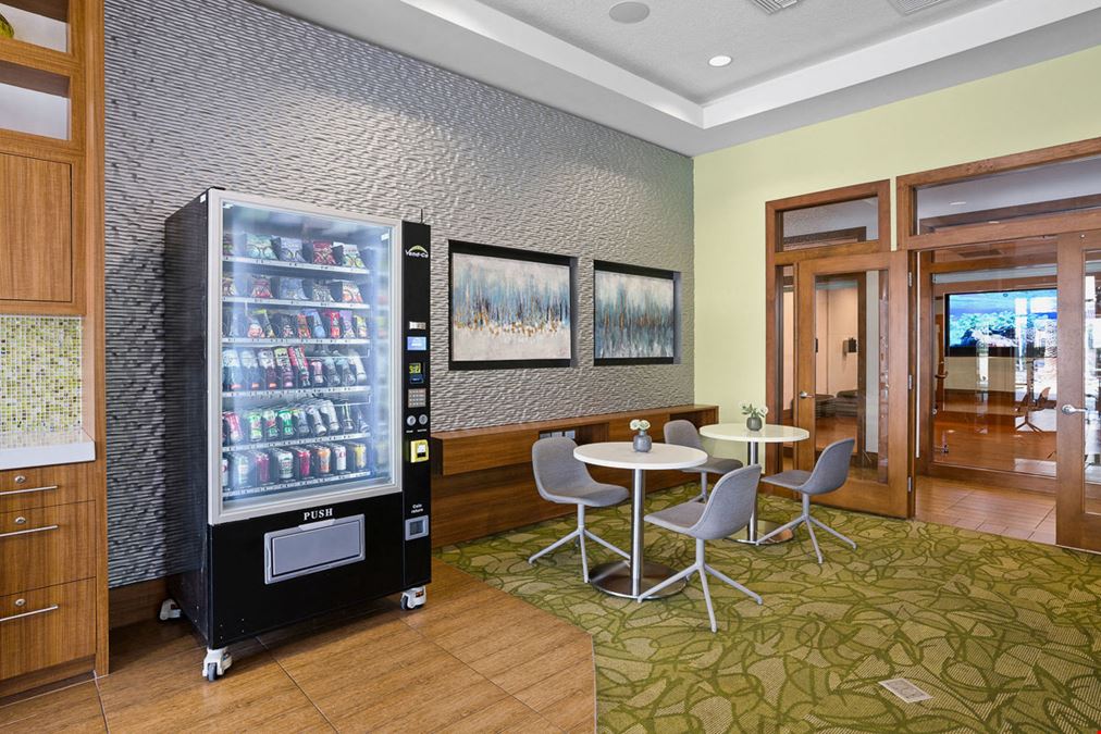 Apt CoWork at The Marq Highland Park