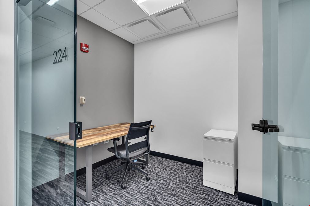 1701 Golf Rd, Tower 3