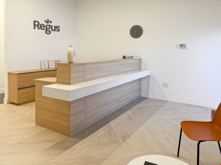 Regus - Medley - 72nd Ave