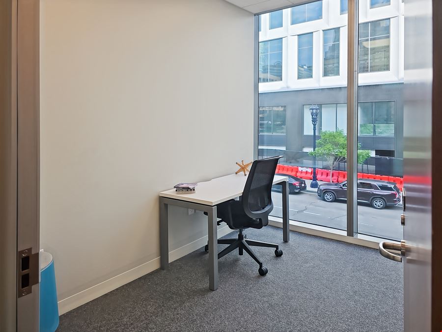 CA, San Diego - 770 First Avenue