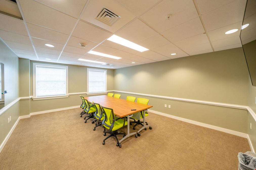 HeadRoom West Chester