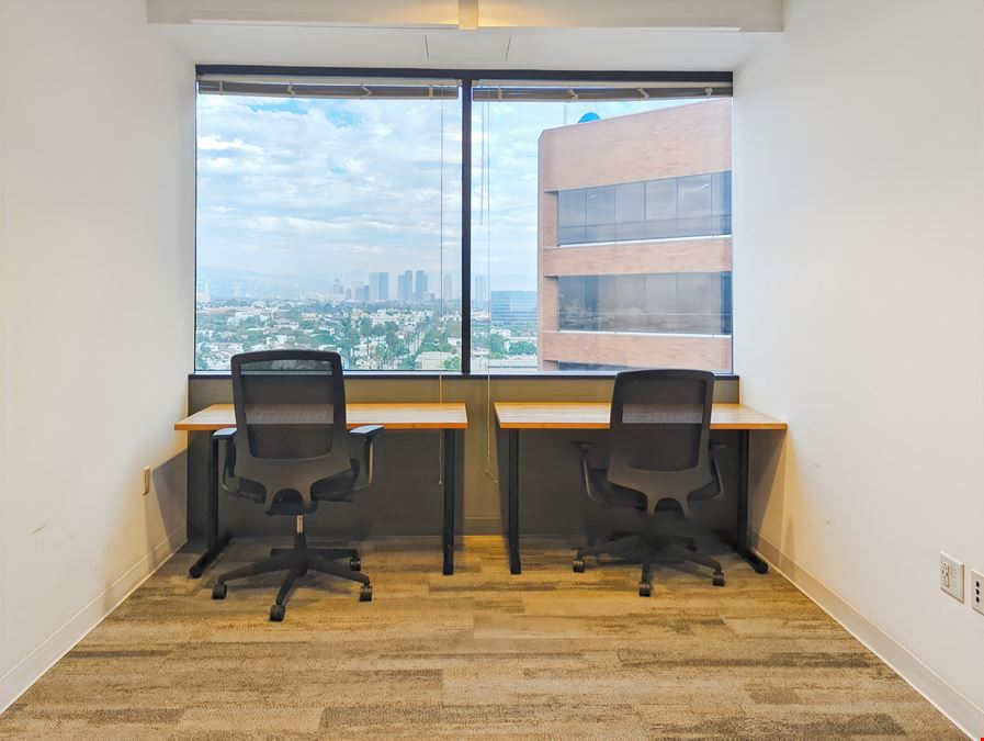 CA, Los Angeles - W Olympic Blvd