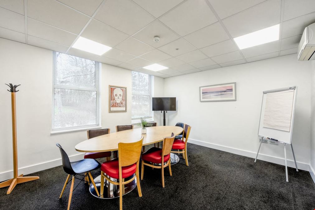 Freedom Works - The Courtyard, Horsham