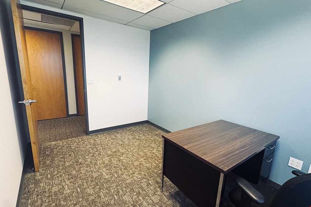 Workstyle Flexible Spaces - 4676 Admiralty Way