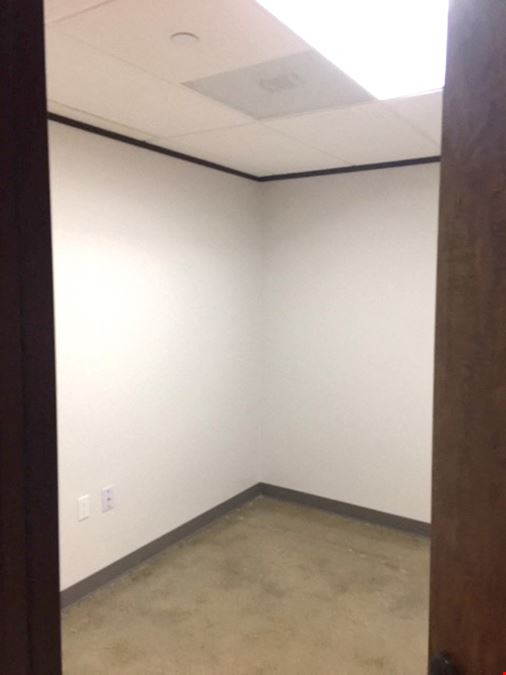 7322-7324 Southwest Freeway