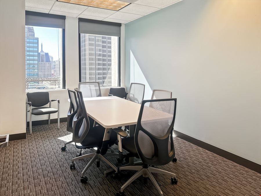 Regus - San Francisco - 50 California
