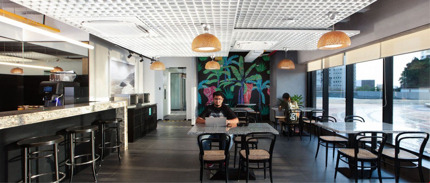 WeWork - Express Tower