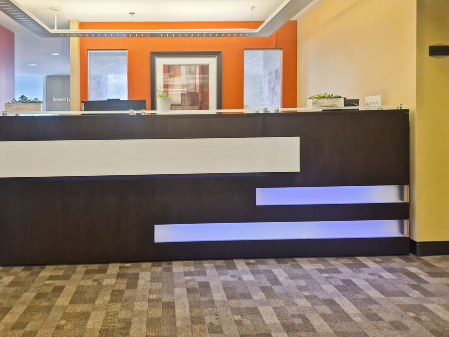 KY, Louisville – MET Building