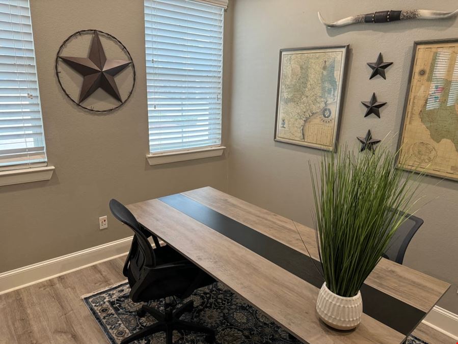 The Texan Private Office (Room 102)