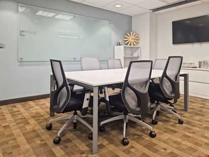 KY, Louisville – MET Building