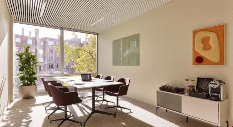 Clockwise Offices - Clockwise - Louise