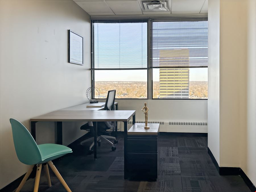 MO, Clayton - Sevens Building