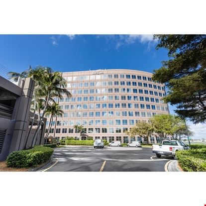 Regus - Miami Airport - Blue Lagoon