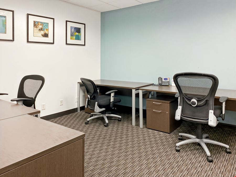 Regus - Knoxville - First Tennessee Plaza