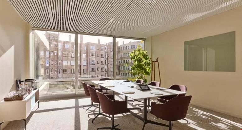 Clockwise Offices - Clockwise - Louise
