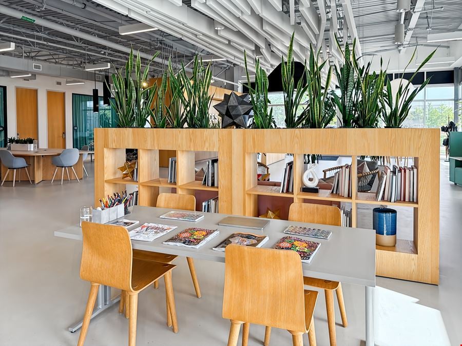 AL, Huntsville - Spaces Redstone Arsenal