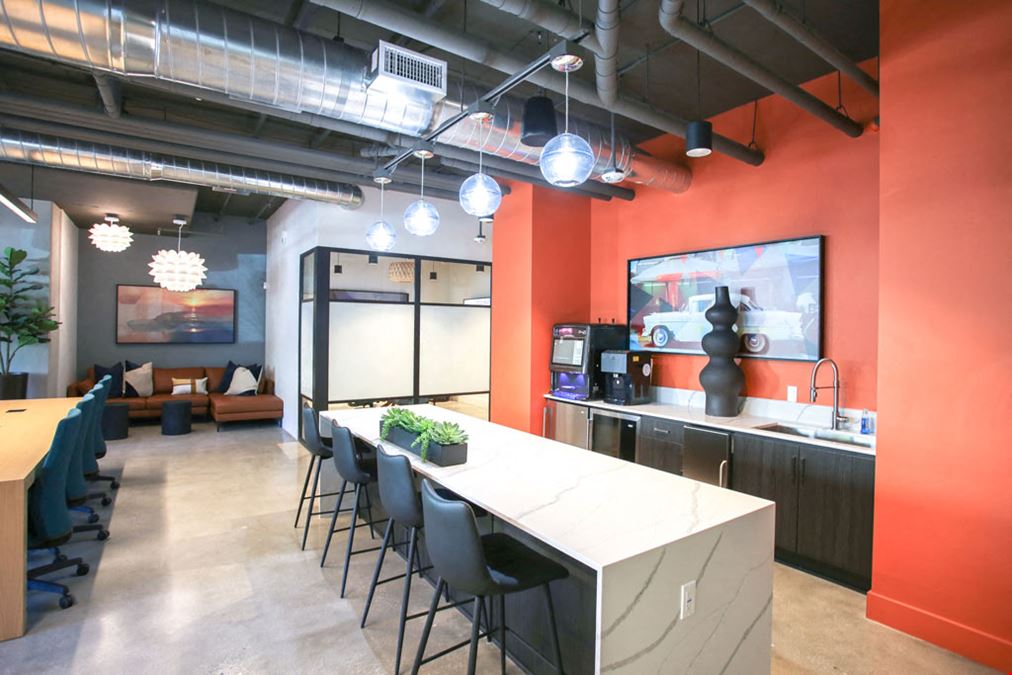 WH2 - Woodland Hills California