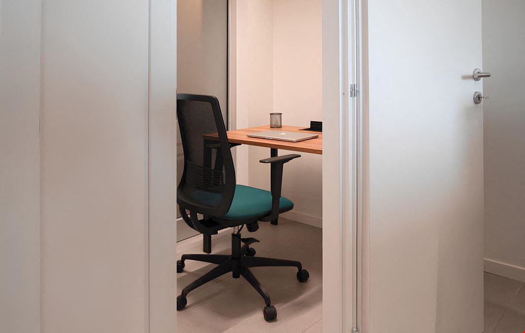 Coworking WithUs