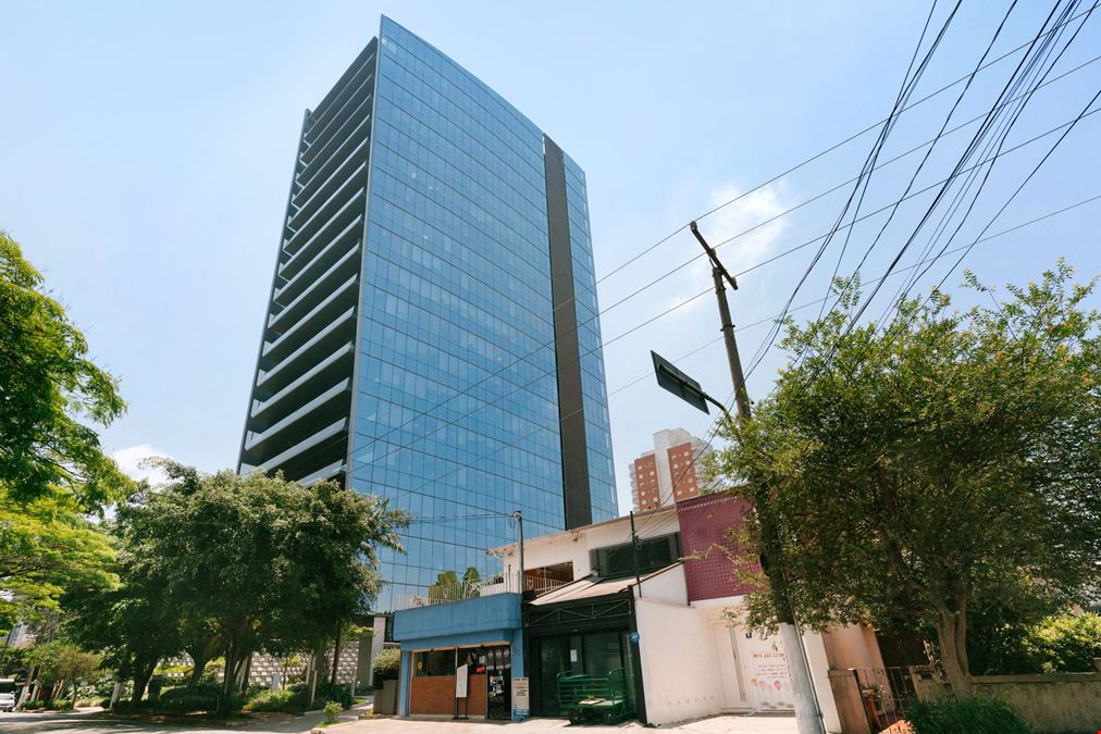 WeWork - Atílio Innocenti 165