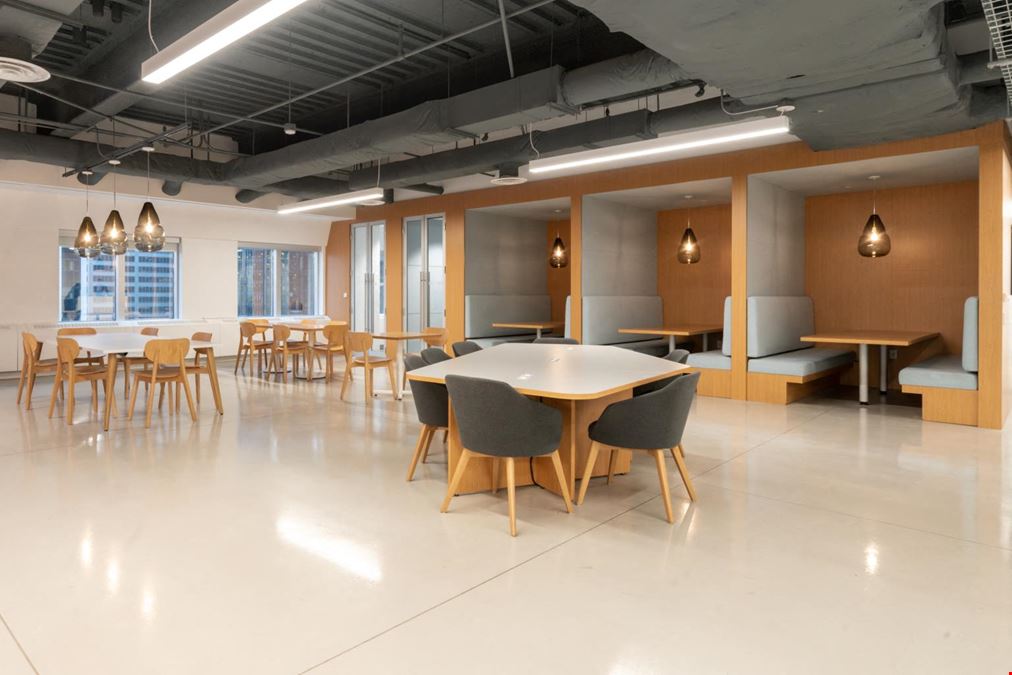 ON, Toronto - Exchange Tower