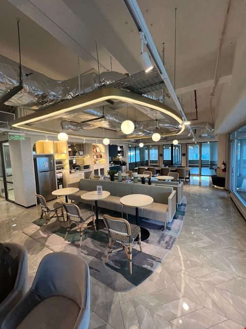 GoWork - Sinar Mas Land Plaza Medan