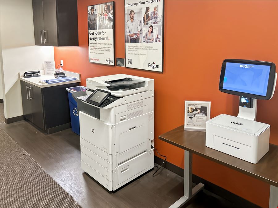 Regus - Kansas City - South