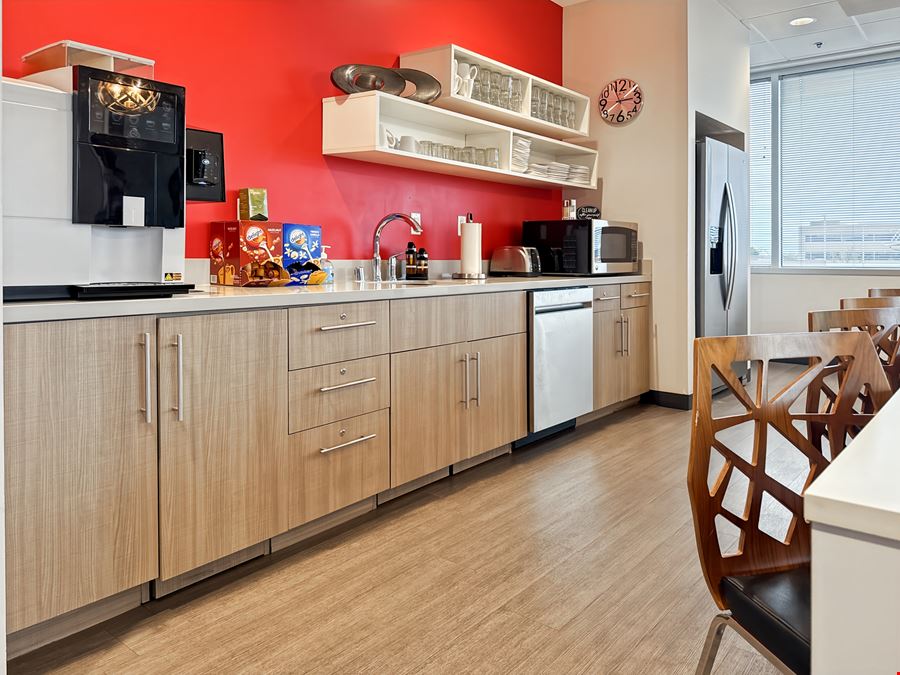 AZ, Phoenix - Desert Ridge Corporate