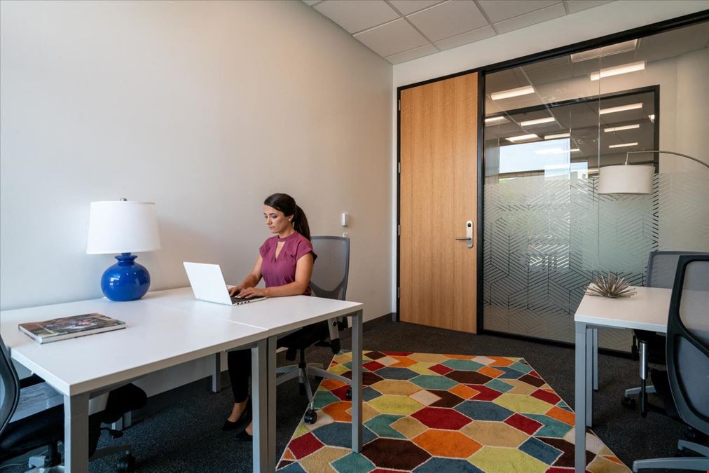 AZ, Scottsdale - Spaces Old Town Galleria