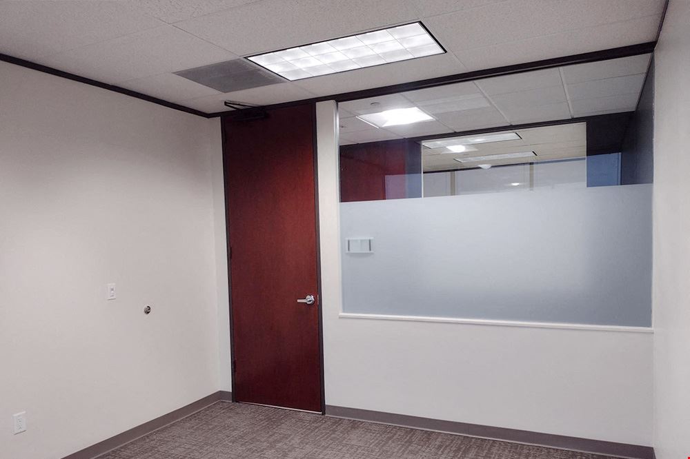 Workstyle Flexible Spaces - 11011 Richmond Ave