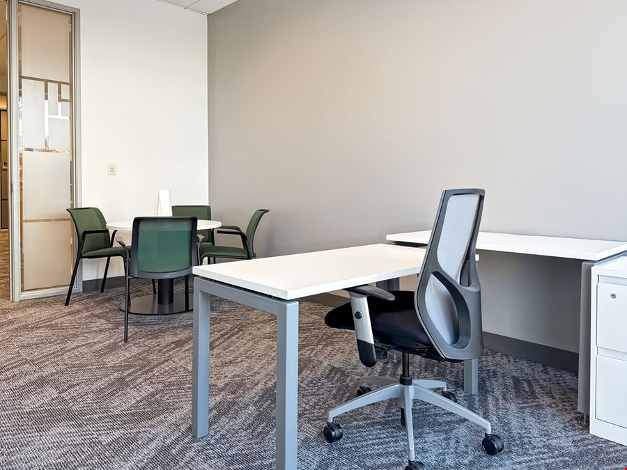 Regus - Plano - Legacy Town Center