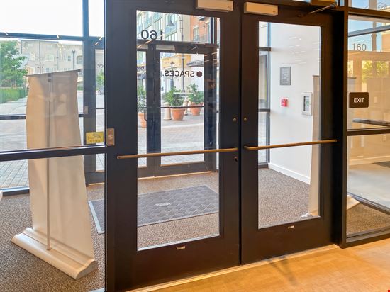 LA, Baton Rouge - 10202 Perkins Rowe