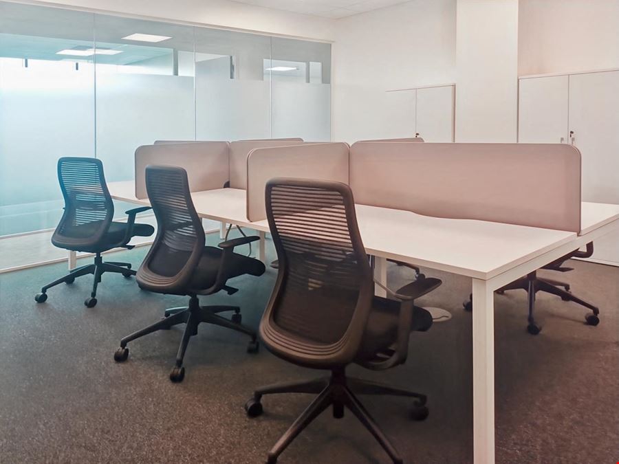 Regus - Enniskillen Carran Business Park
