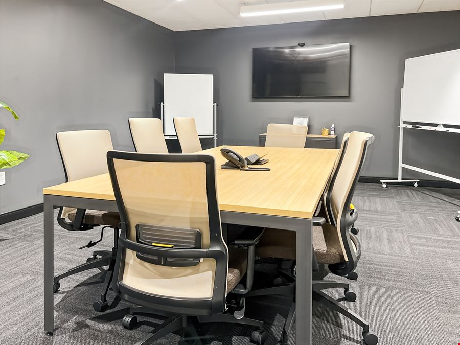 Regus - Dallas - 3232 McKinney Ave