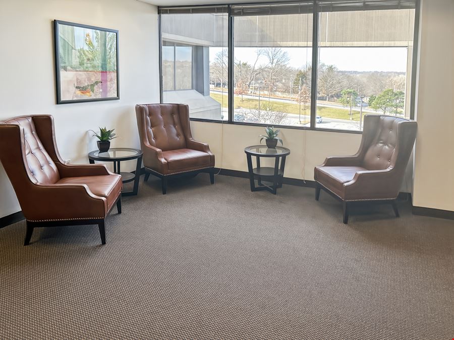 Regus - Kansas City - South