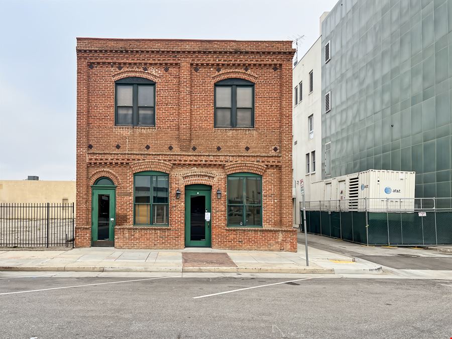 CA, Bakersfield - Eye St.