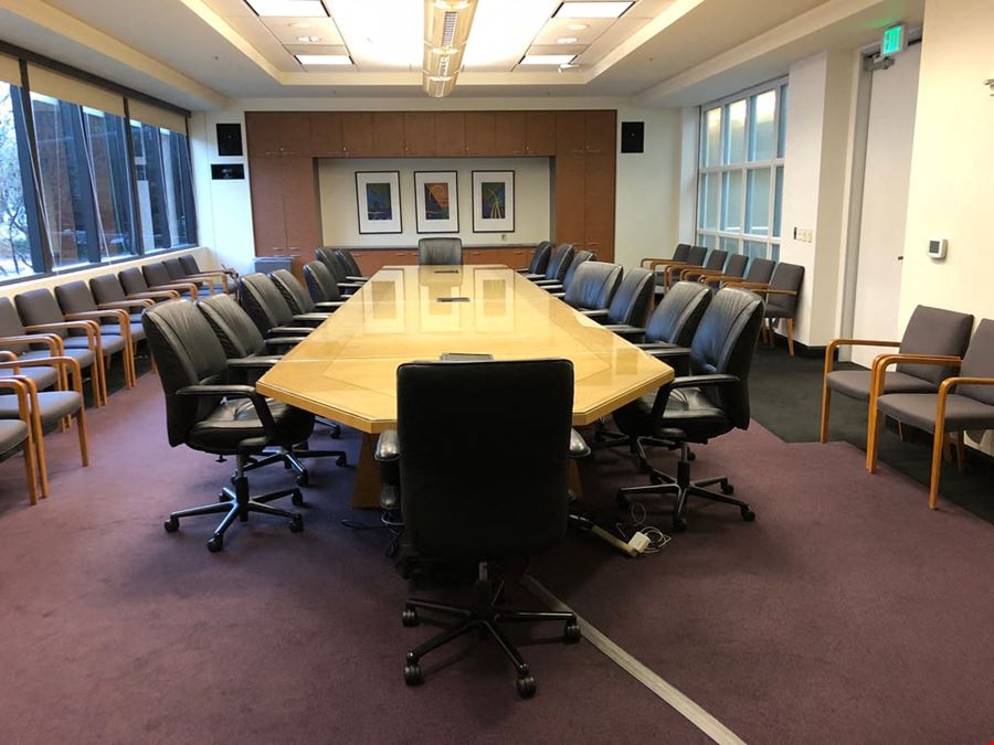 FalconX Boardroom