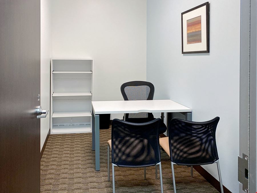 Winston-Salem - St. George Square