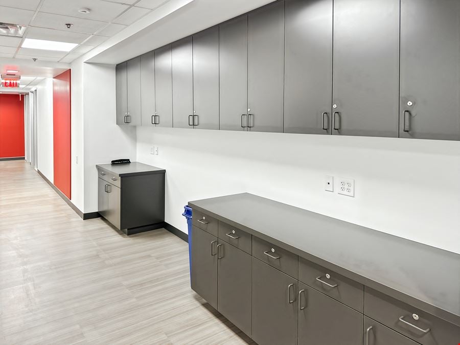 Regus - Phoenix - Clarendon