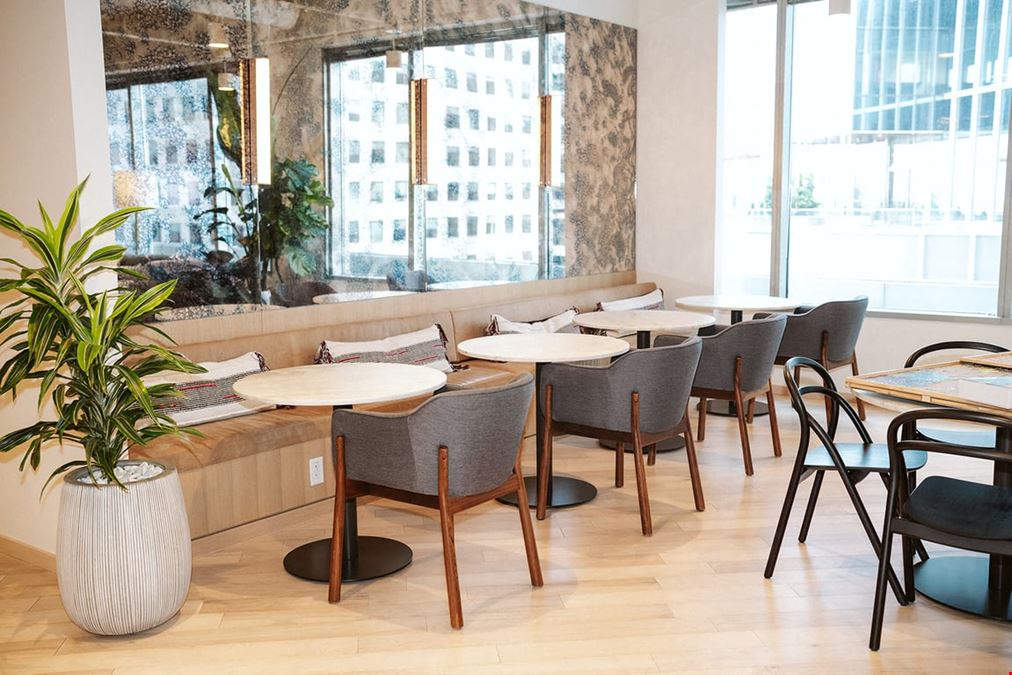 The Square - Houston - 717 Texas