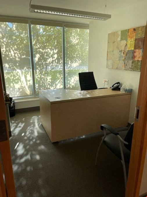 1 Hunter Street East