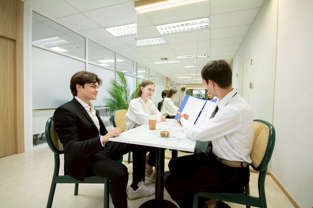 Emporium Tower 9th Fl.