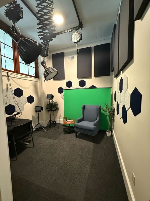 Studio Room