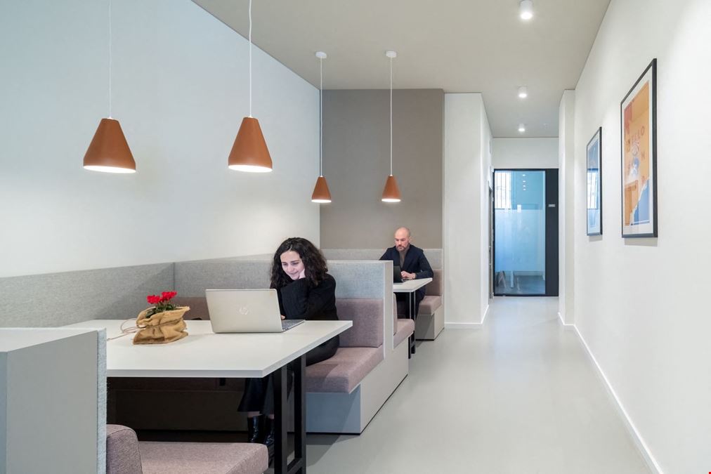 Regus - Kings House